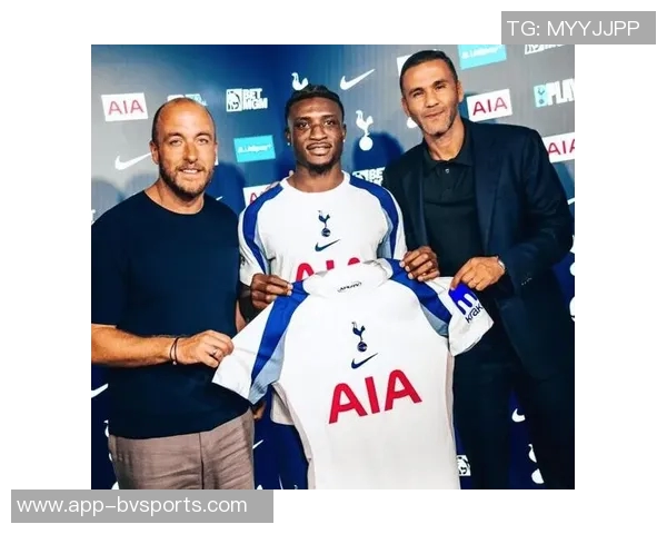 库杜斯本赛季五大联赛过人次数领跑英超对抗成功率最高