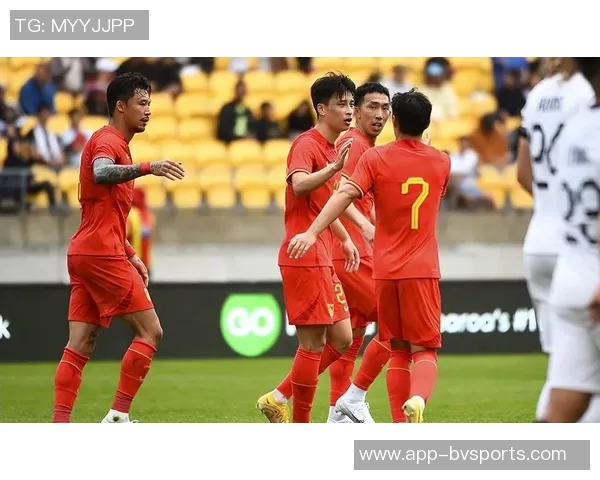 国足缺乏集训中超三强全主力出战但与日韩实力差距明显 国足缺乏集训中超三强全主力出战但与日韩实力差距明显