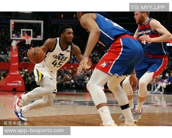 米西表现出色6投5中轻松斩获10分6篮板3助攻1抢断2盖帽正负值高达18